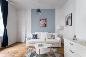 HM • Chic Studio Near Metro & Center